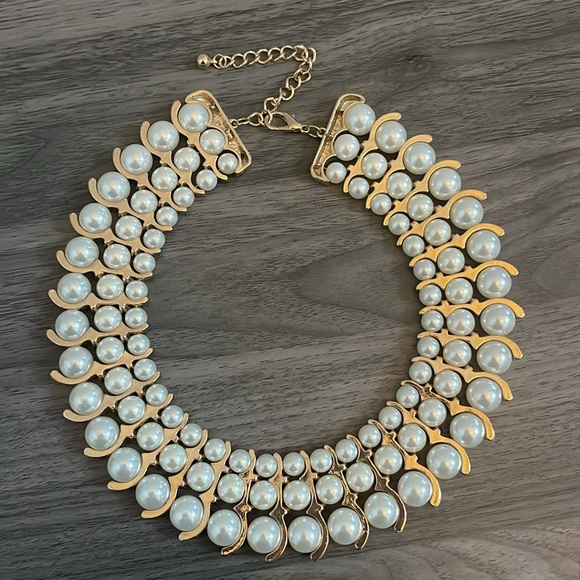 Pearl and Rhinestone Choker Necklace - Picture 3 of 4
